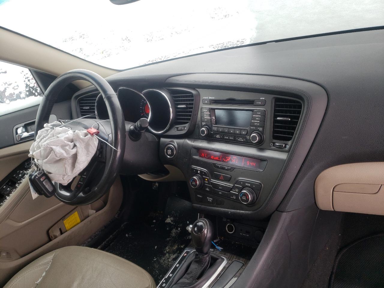 Photo 9 from auction – 2012 KIA OPTIMA EX with VIN 5XXGN4A78CG031762