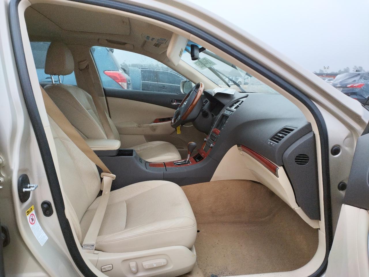 Photo 5 from auction – 2011 LEXUS ES 350 with VIN JTHBK1EG5B2445726