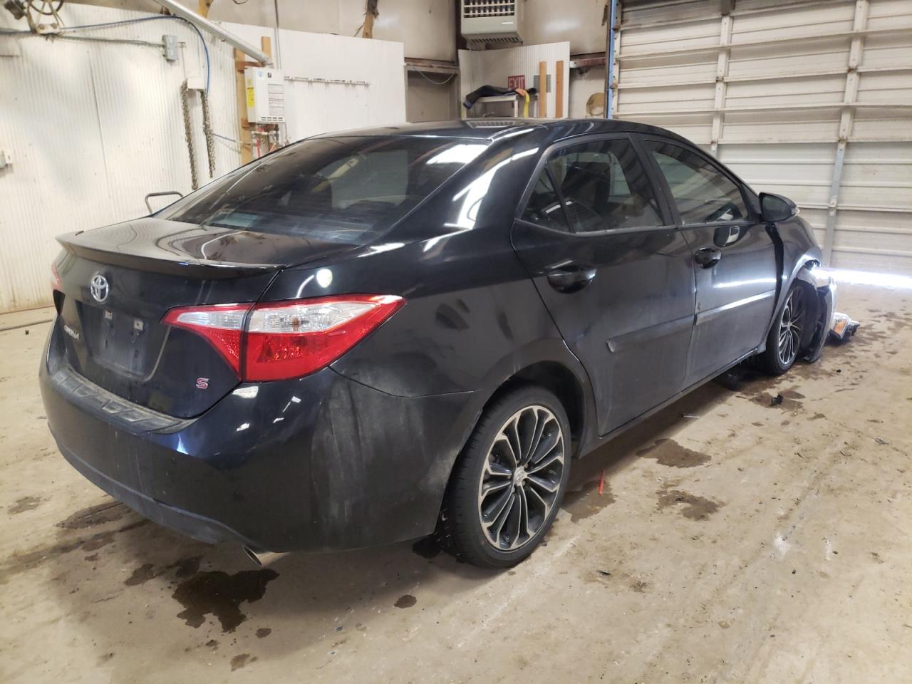Photo 4 from auction – 2015 TOYOTA COROLLA L with VIN 5YFBURHE8FP332199