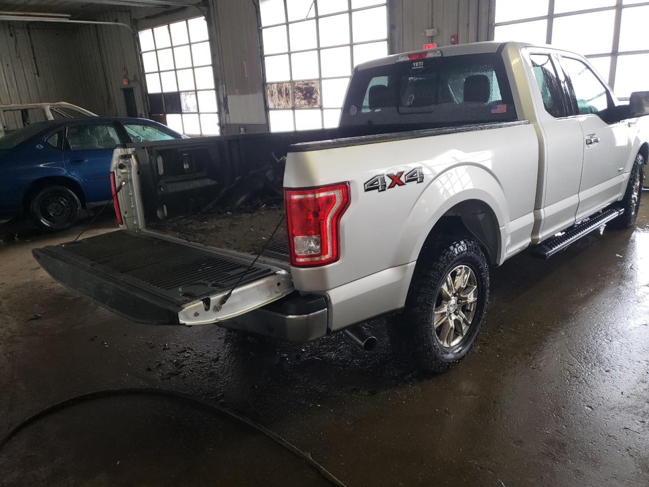 Photo 4 from auction – 2017 FORD F150 SUPER with VIN 1FTEX1EP9HFC28441