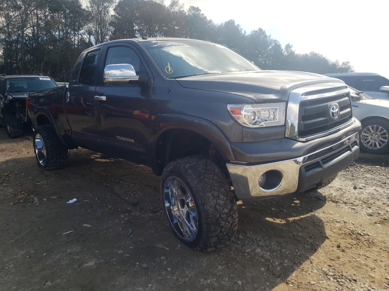 TOYOTA TUNDRA DOU 2012 with VIN 5TFRM5F10CX038204 - Photo from auction