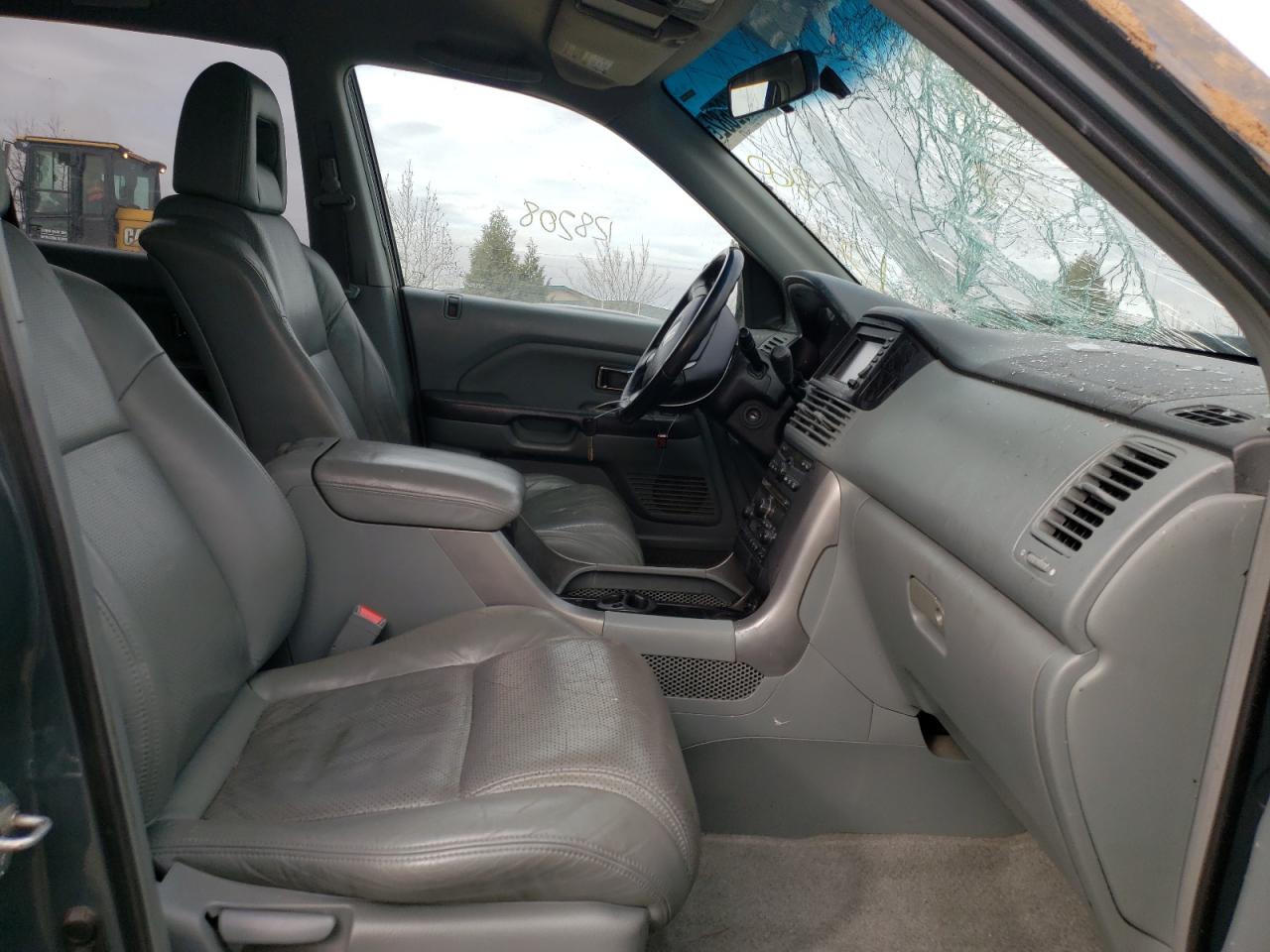 Photo 5 from auction – 2003 HONDA PILOT EXL with VIN 2HKYF18753H515351
