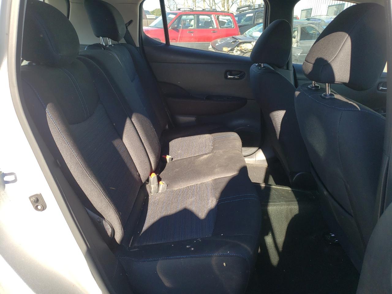 Photo 6 from auction – 2019 NISSAN LEAF S PLU with VIN 1N4BZ1CP2KC321915