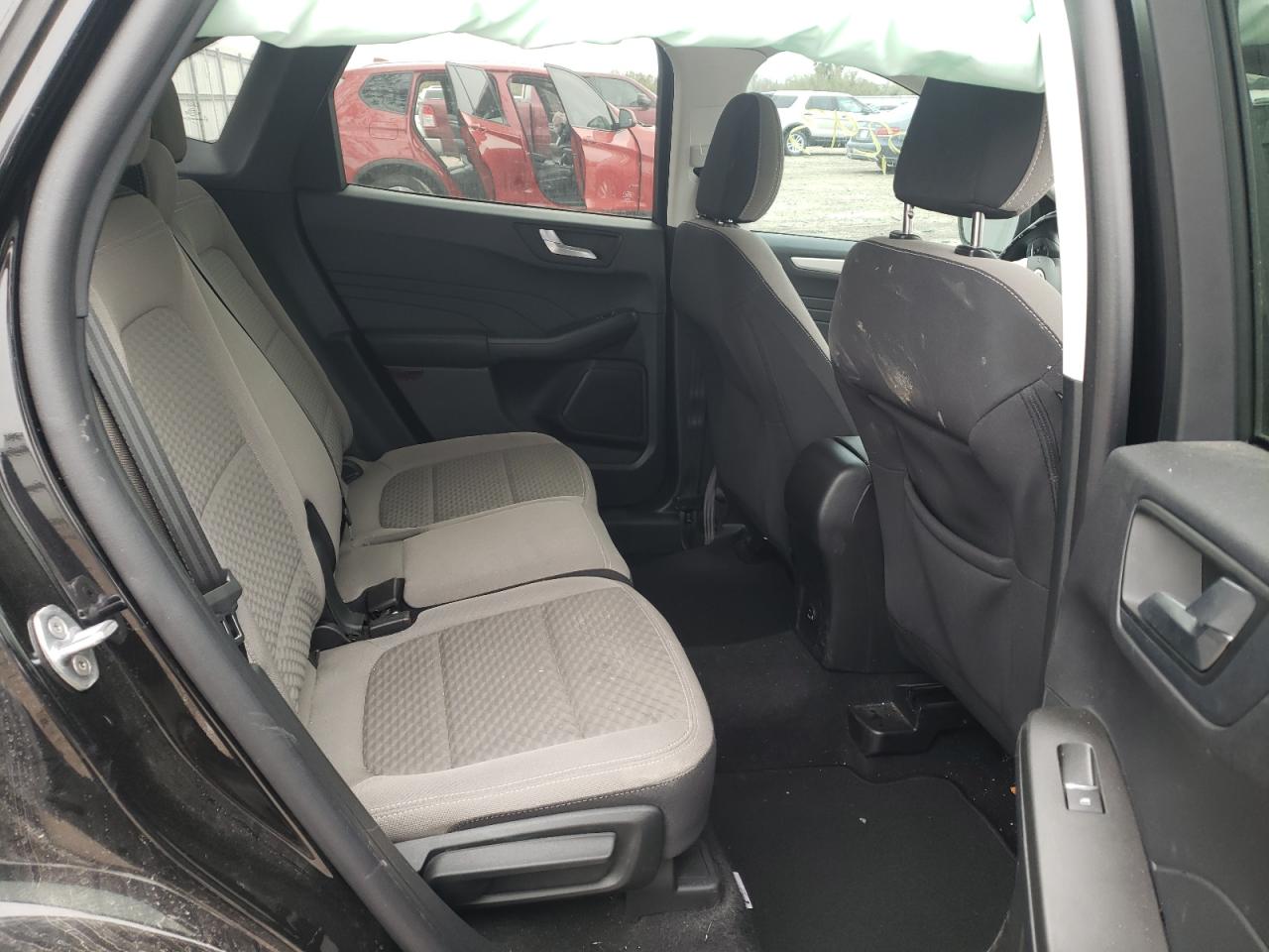 Photo 6 from auction – 2021 FORD ESCAPE SE with VIN 1FMCU0G68MUA46763