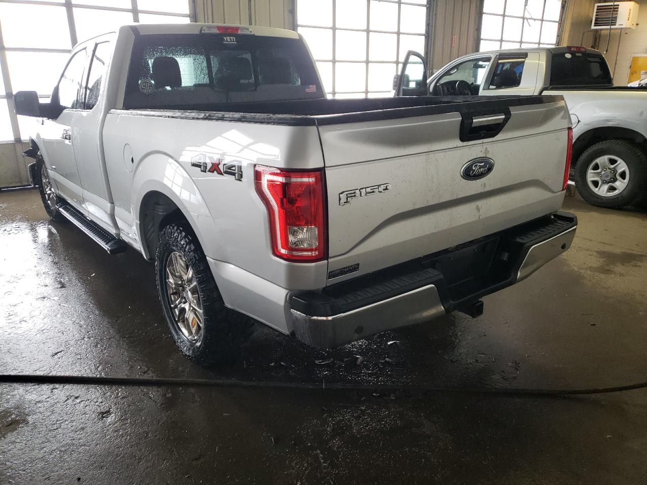 Photo 3 from auction – 2017 FORD F150 SUPER with VIN 1FTEX1EP9HFC28441