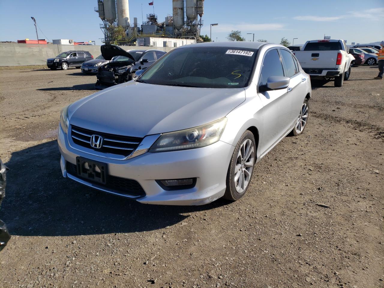Photo 2 from auction – 2014 HONDA ACCORD SPO with VIN 1HGCR2F56EA167936