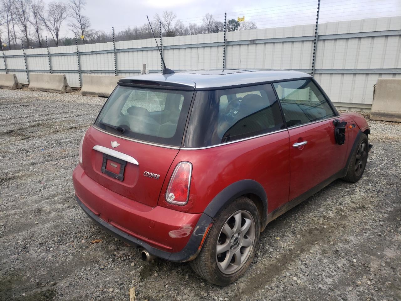Photo 4 from auction – 2006 MINI COOPER with VIN WMWRC33556TJ76358