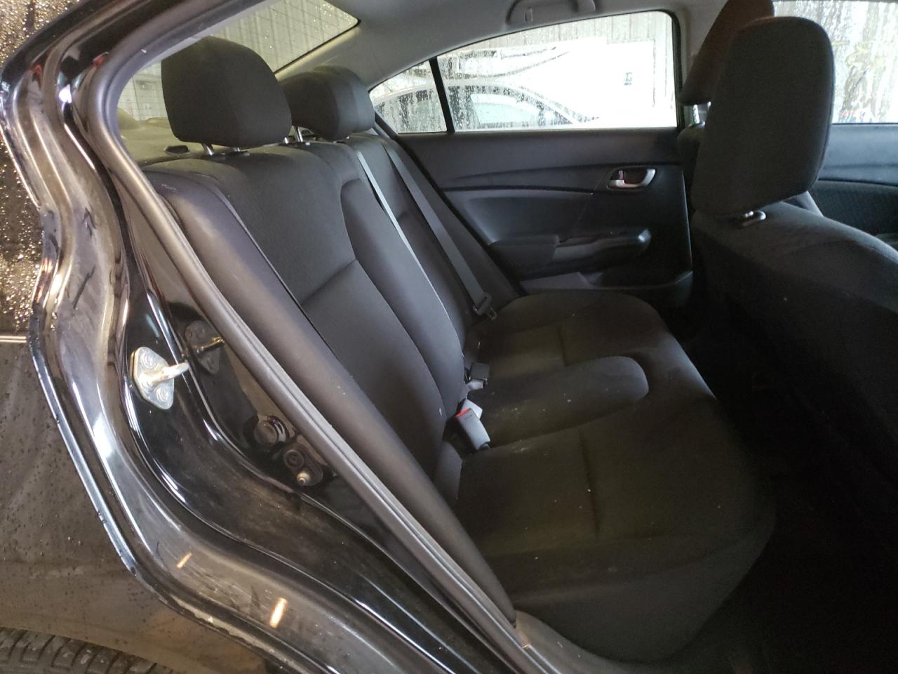 Photo 6 from auction – 2015 HONDA CIVIC SE with VIN 2HGFB2F77FH546109