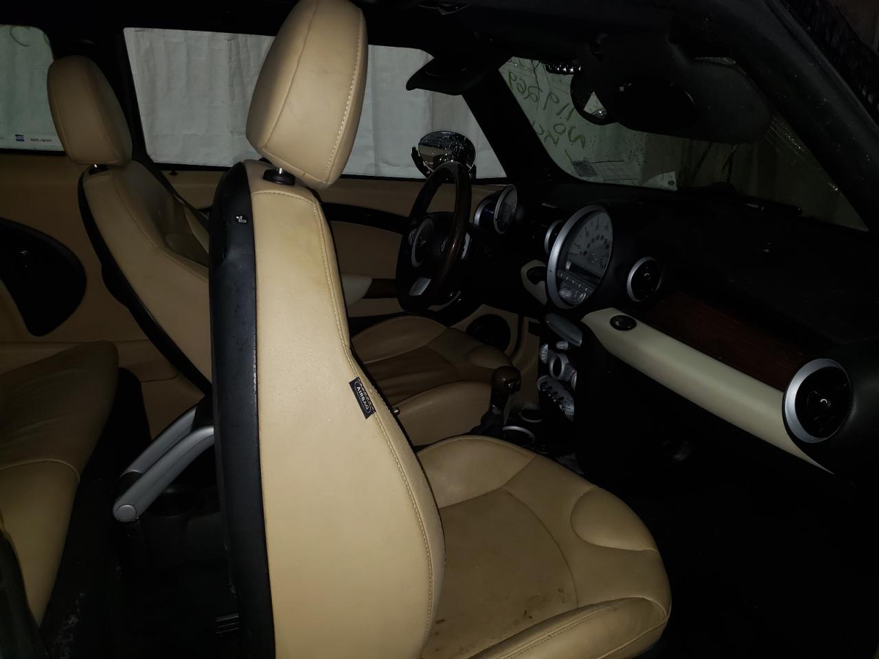 Photo 5 from auction – 2007 MINI COOPER S with VIN WMWMF735X7TL92846