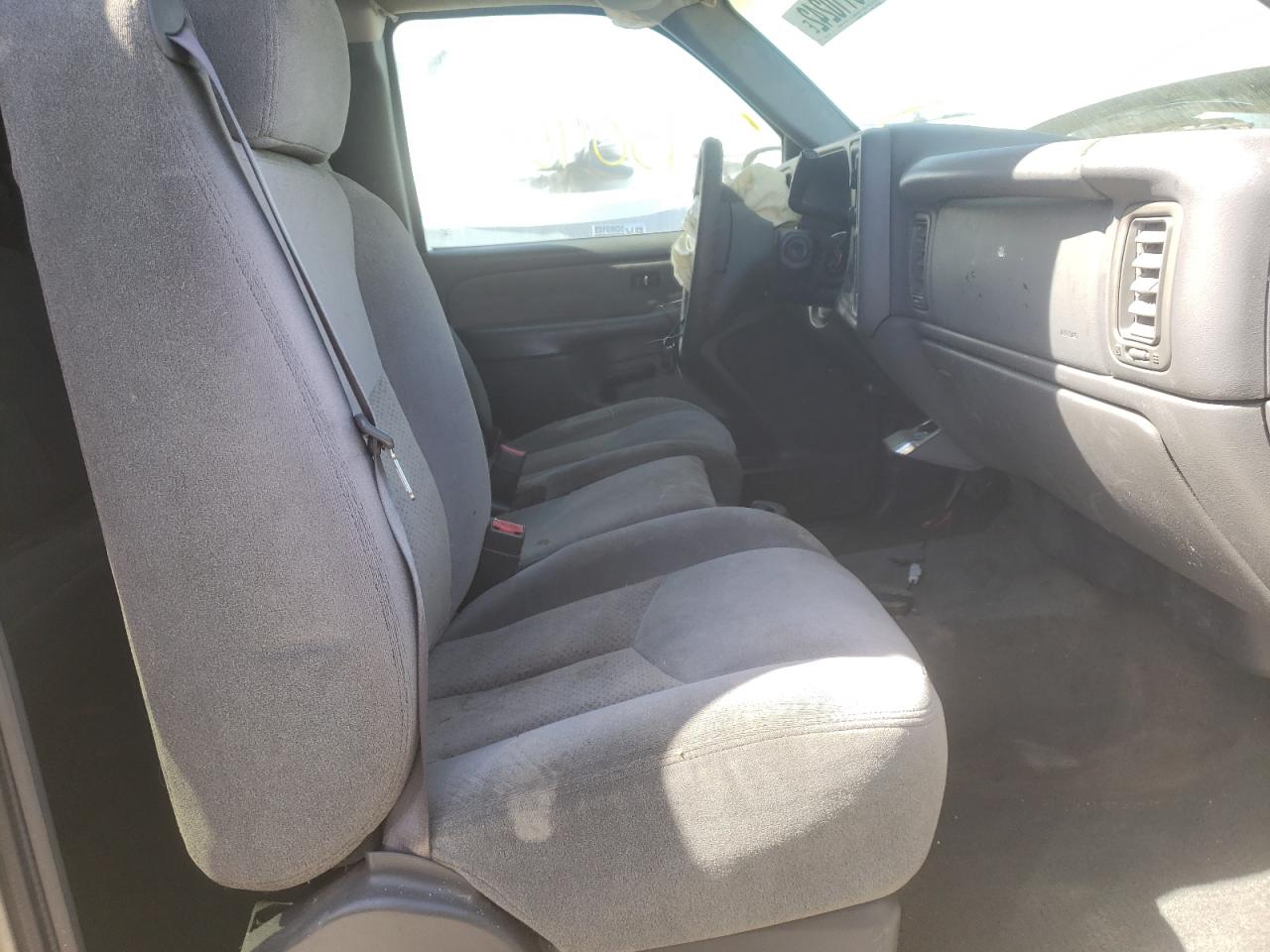 Photo 5 from auction – 2003 CHEVROLET SILVERADO with VIN 2GCEC19X031307146