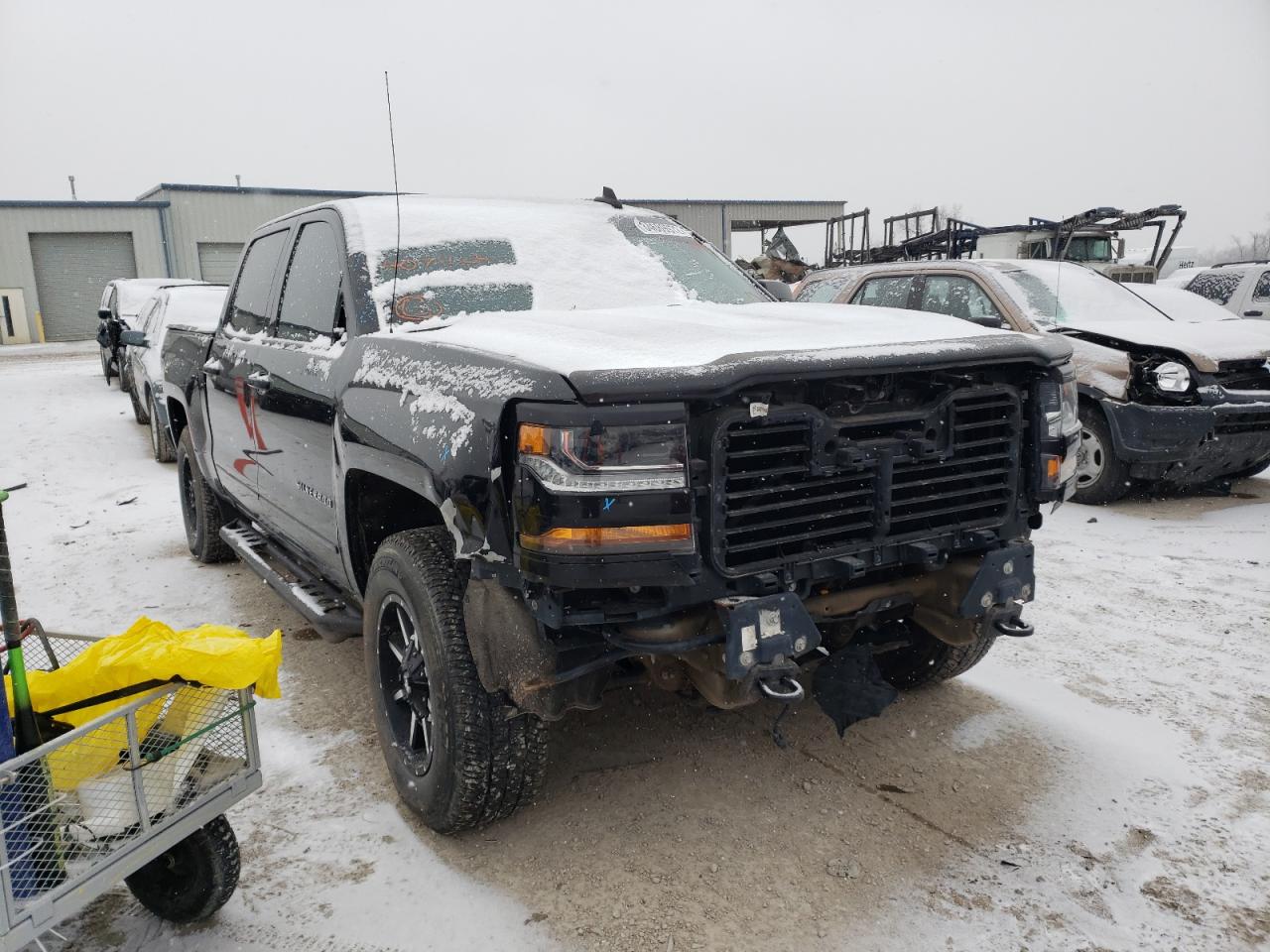 CHEVROLET SILVERADO 2017 with VIN 3GCUKREC0HG407424 - Photo from auction