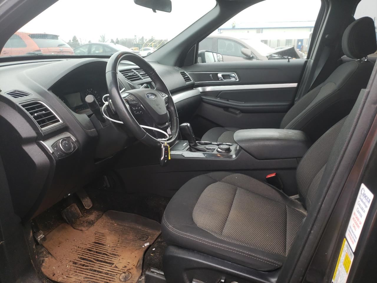 Photo 5 from auction – 2017 FORD EXPLORER X with VIN 1FM5K8DH0HGE18202