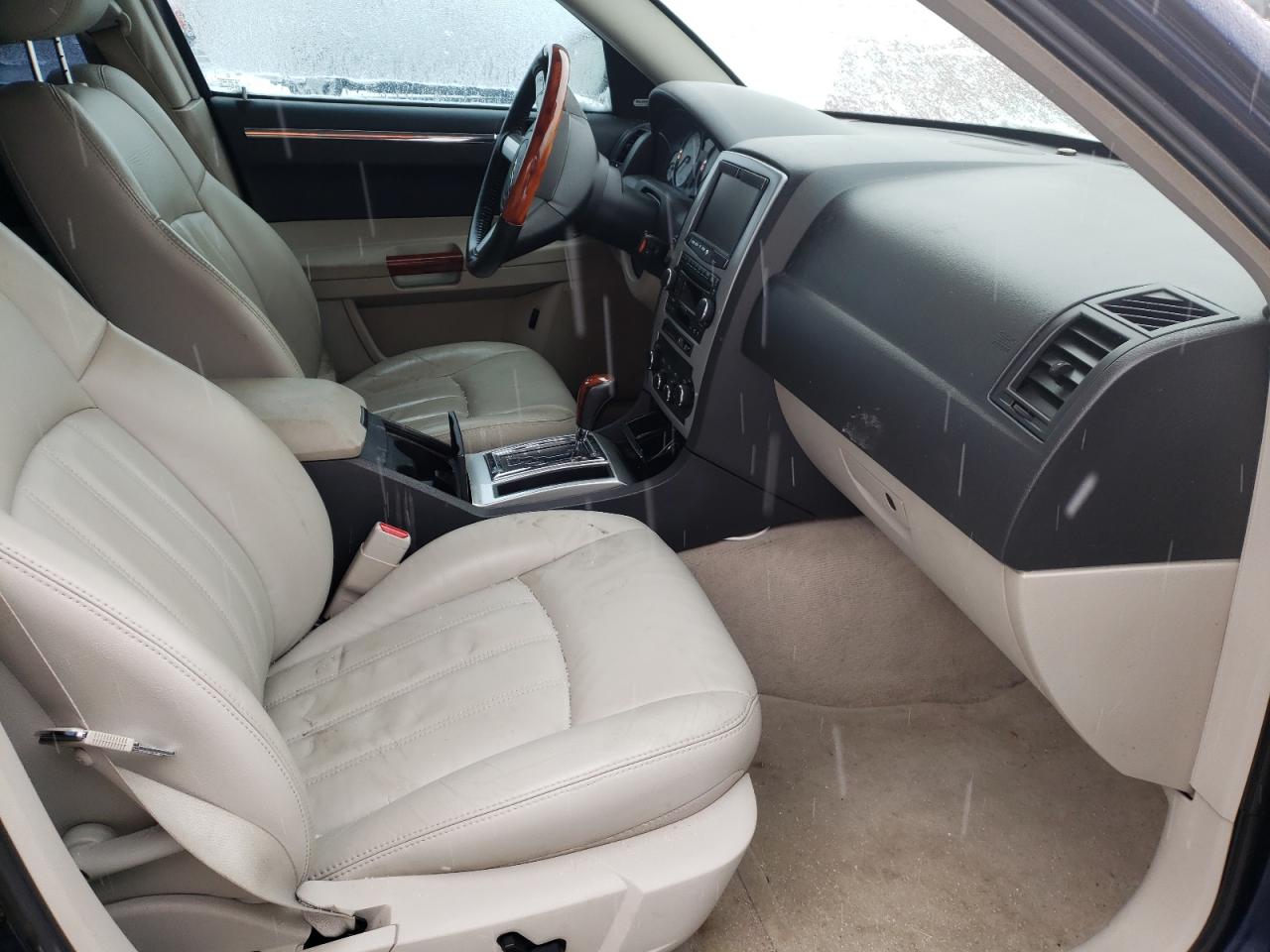 Photo 5 from auction – 2006 CHRYSLER 300C with VIN 2C3LA63H26H193968