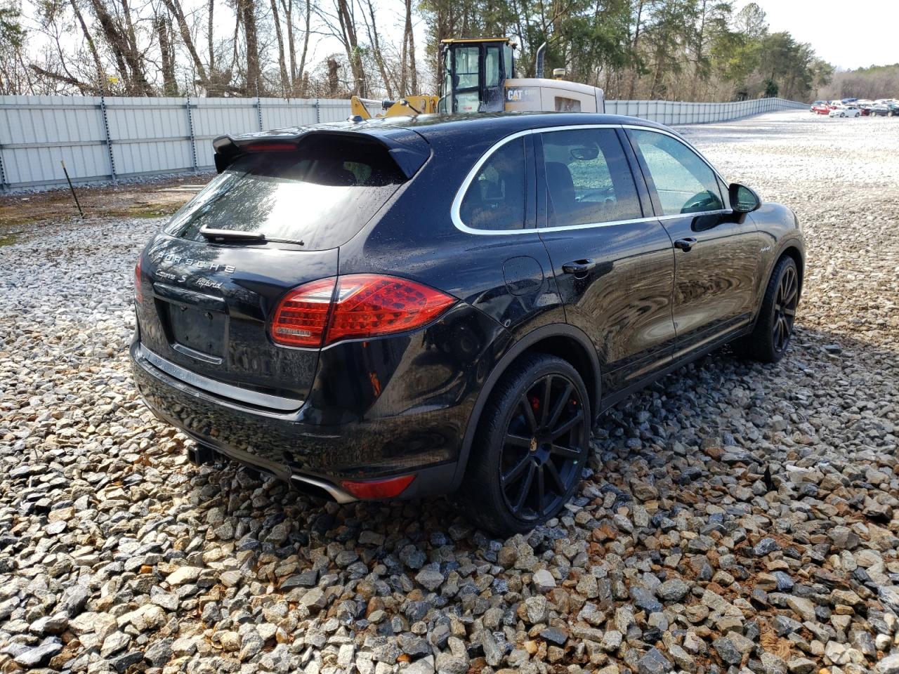 Photo 4 from auction – 2012 PORSCHE CAYENNE S with VIN WP1AE2A29CLA91854