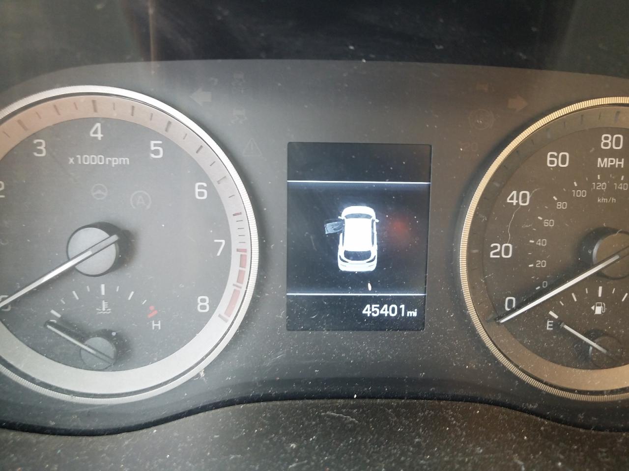 Photo 8 from auction – 2019 HYUNDAI TUCSON SE with VIN KM8J2CA42KU893751