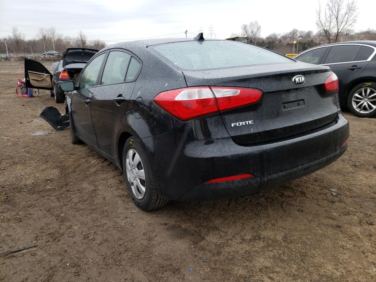 Photo 3 from auction – 2016 KIA FORTE LX with VIN KNAFX4A61G5535803