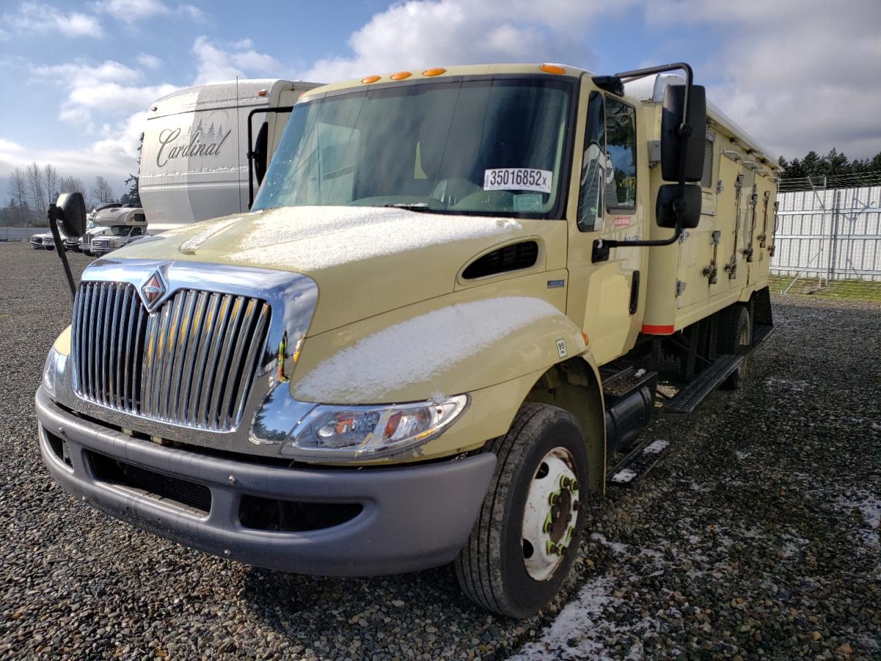 Photo 2 from auction – 2011 INTERNATIONAL 4000 4300 with VIN 1HTMYSKM5BH289521