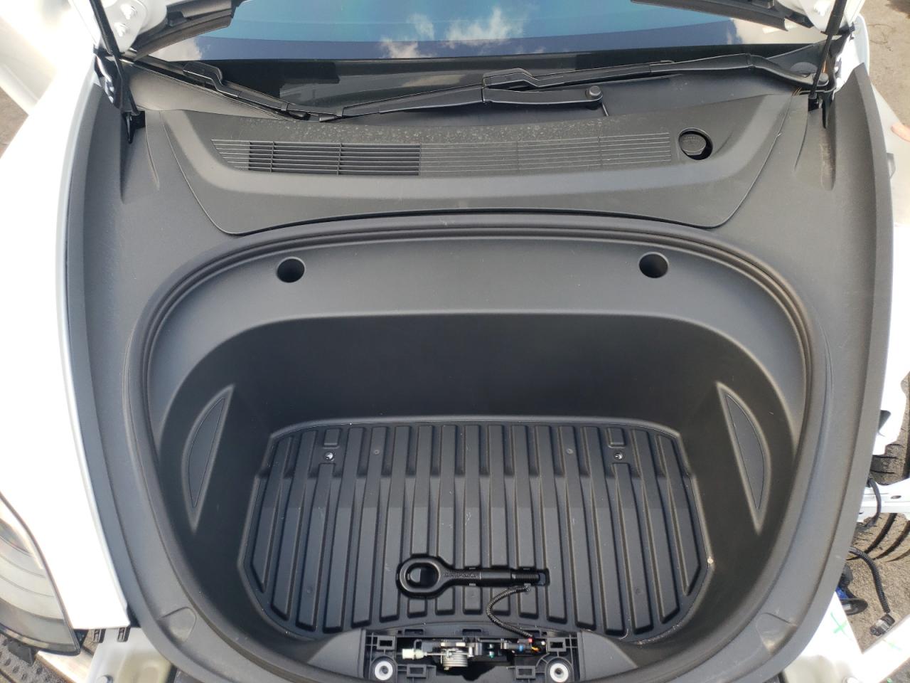 Photo 7 from auction – 2021 TESLA MODEL 3 with VIN 5YJ3E1EC2MF980927