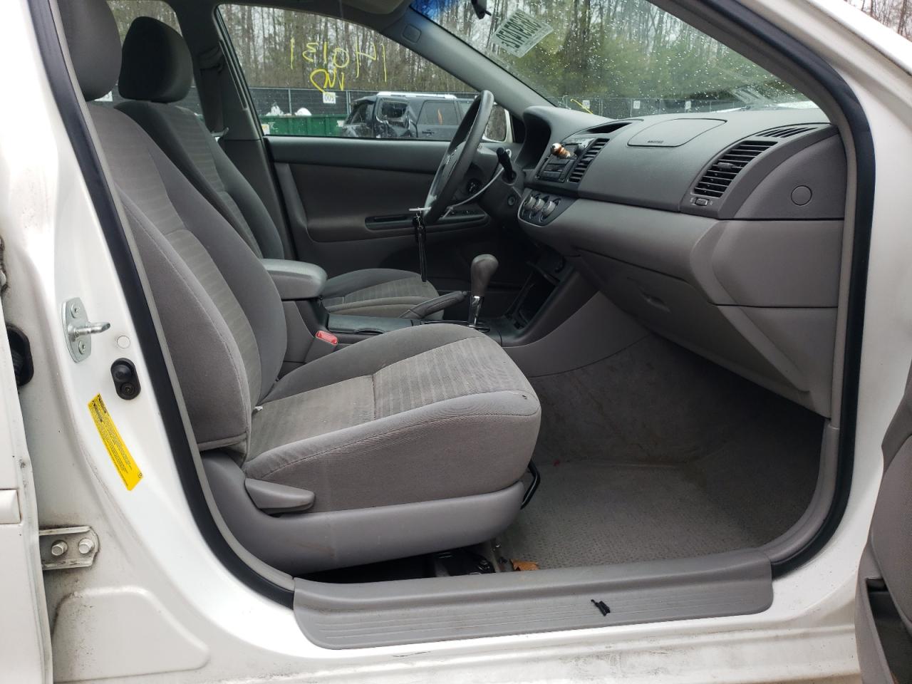 Photo 5 from auction – 2006 TOYOTA CAMRY LE with VIN 4T1BE30K66U724236
