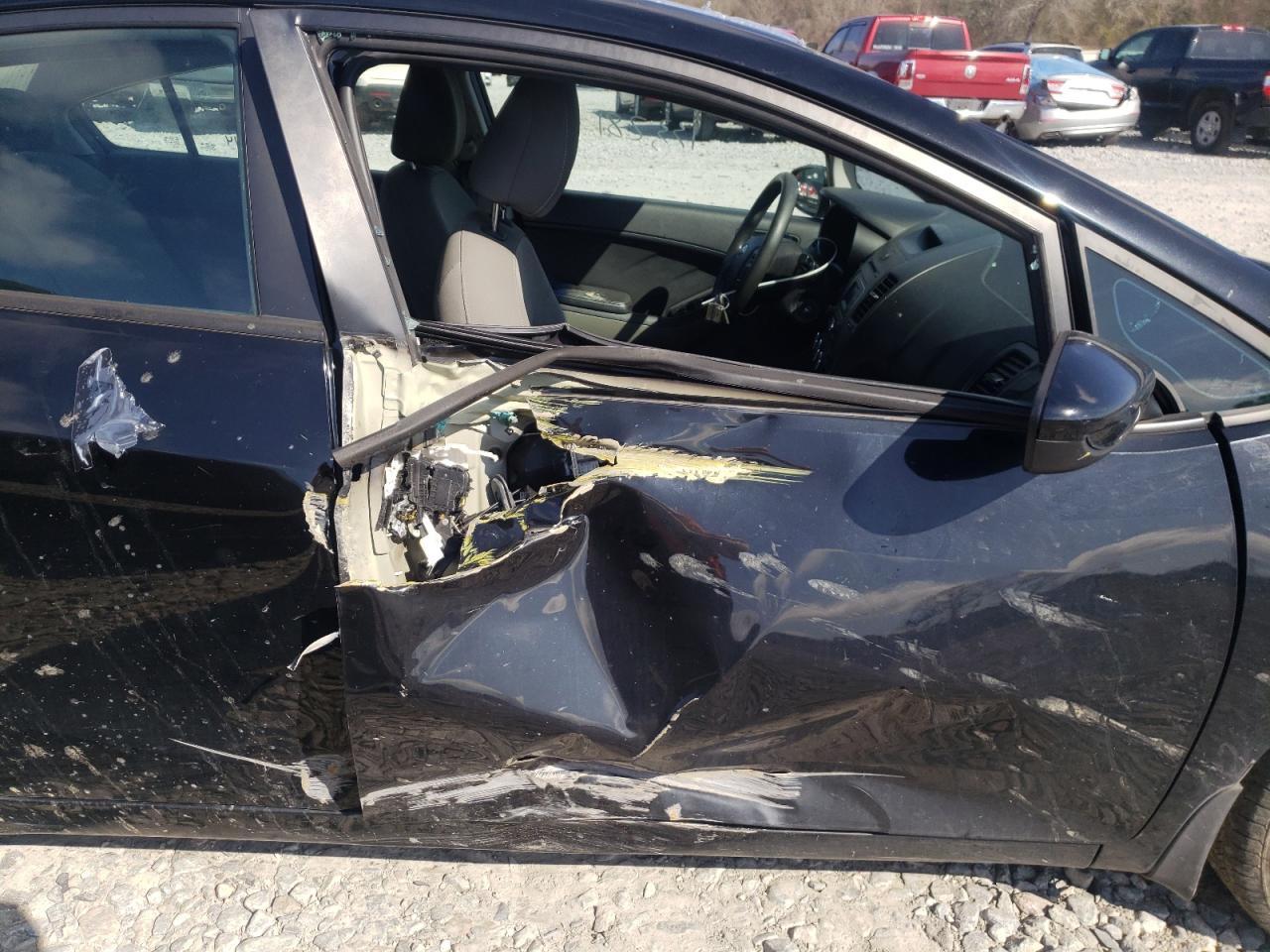 Photo 9 from auction – 2014 KIA FORTE LX with VIN KNAFK4A63E5147385