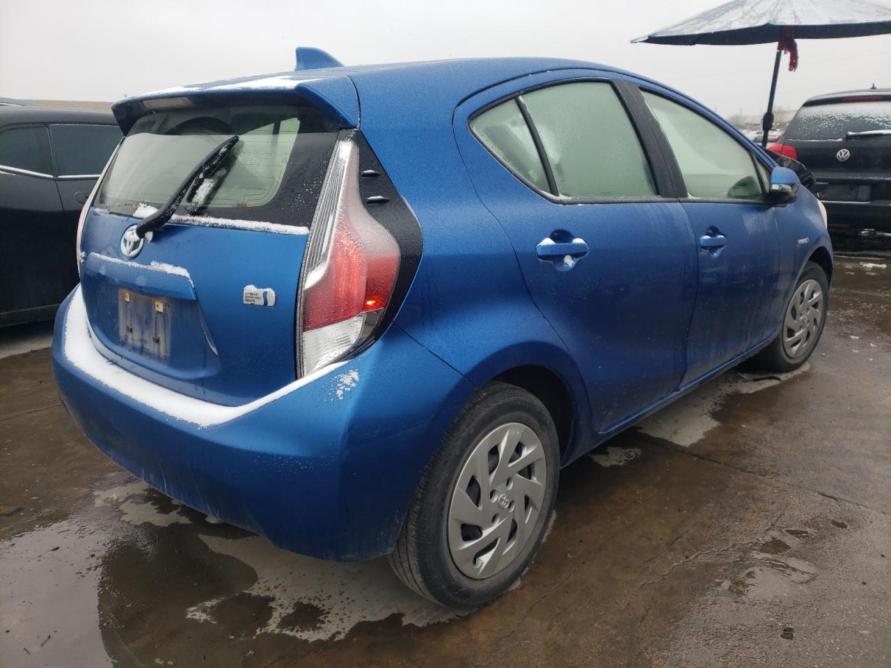 Photo 4 from auction – 2016 TOYOTA PRIUS C with VIN JTDKDTB36G1118502