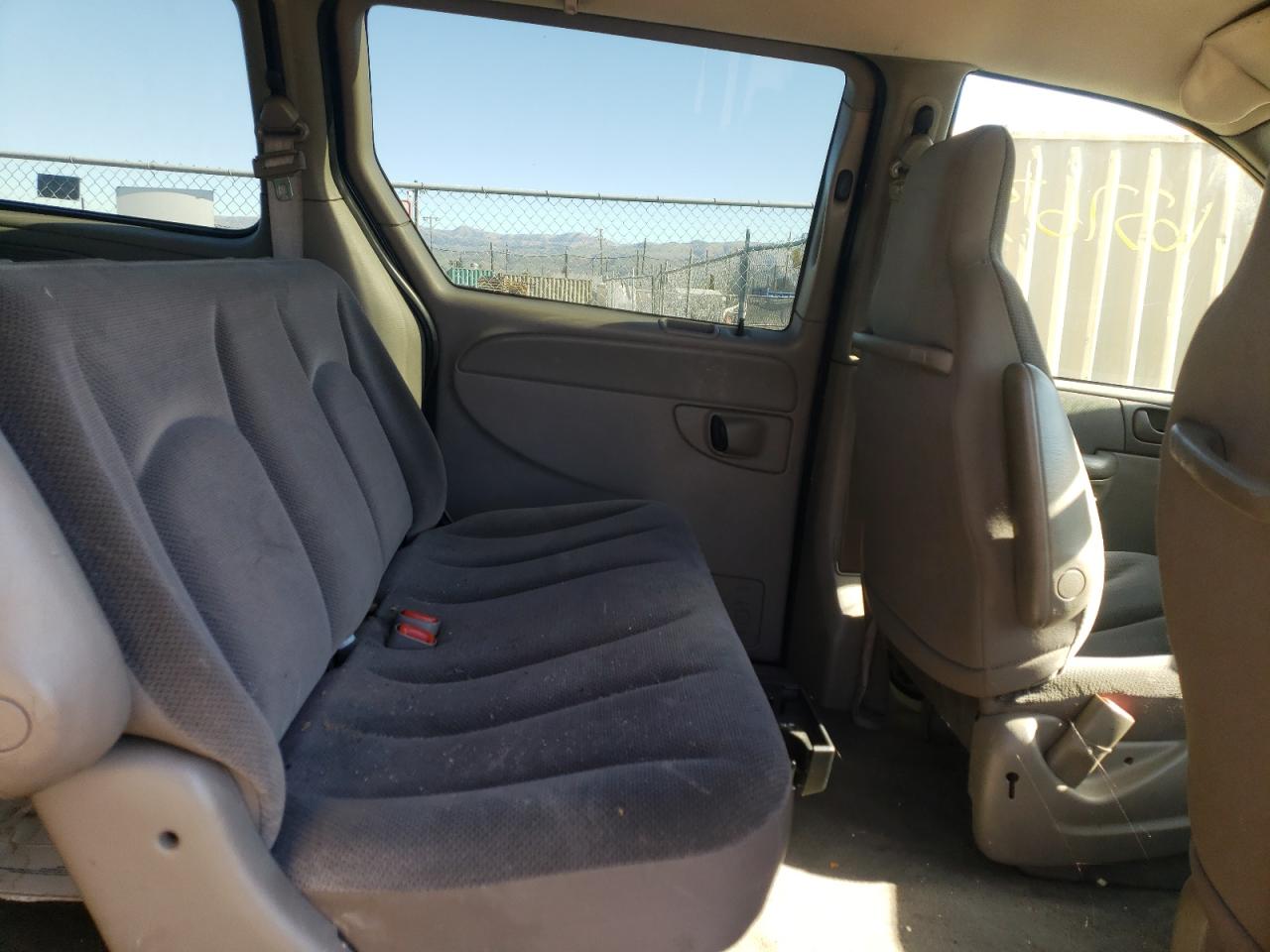 Photo 6 from auction – 2003 DODGE GRAND CARA with VIN 1D4GP24353B124609