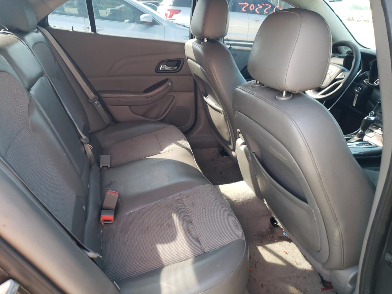 Photo 6 from auction – 2013 CHEVROLET MALIBU 1LT with VIN 1G11C5SA4DF297137