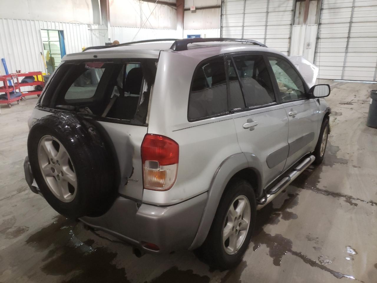 Photo 4 from auction – 2001 TOYOTA RAV4 with VIN JTEHH20V510122157