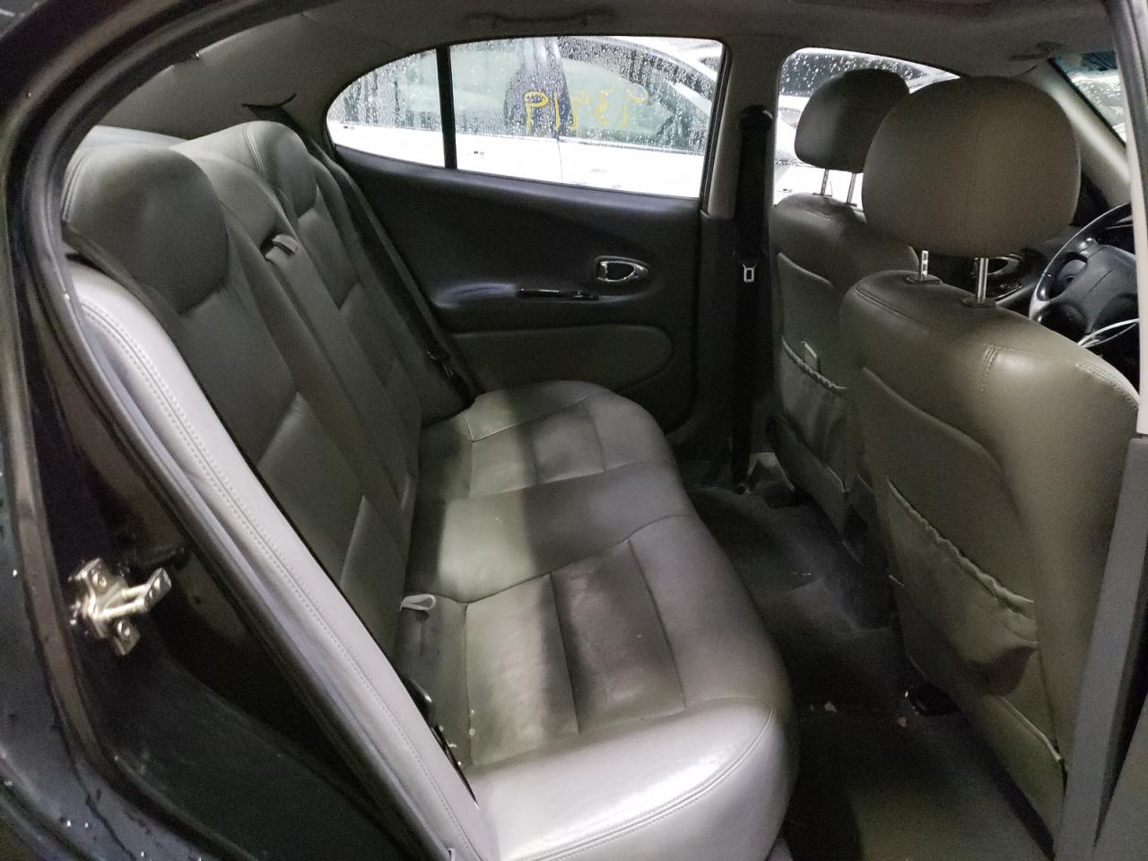 Photo 6 from auction – 1999 DAEWOO LEGANZA CD with VIN KLAVA6925XB182861