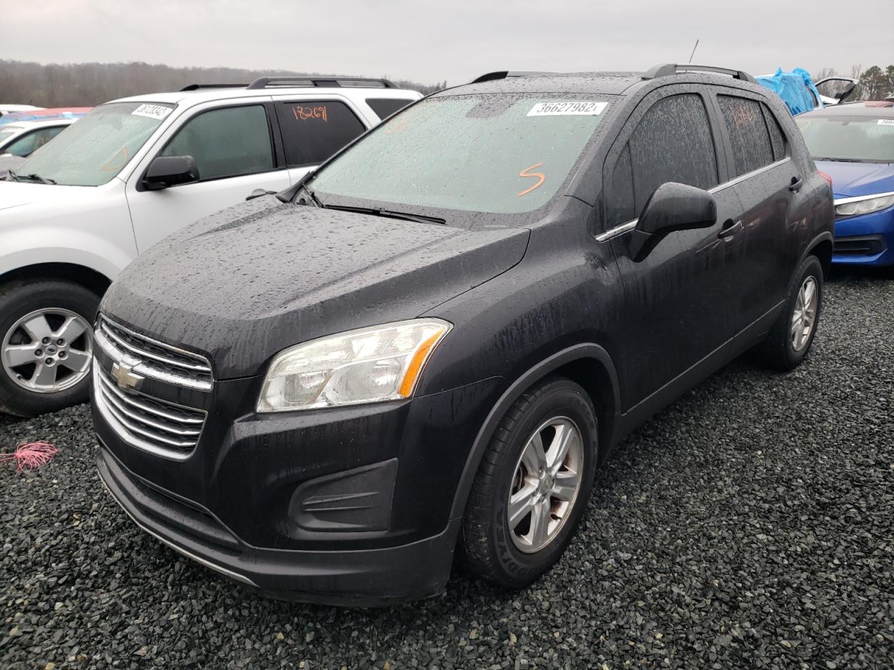 Photo 2 from auction – 2015 CHEVROLET TRAX 1LT with VIN 3GNCJLSB0FL174194