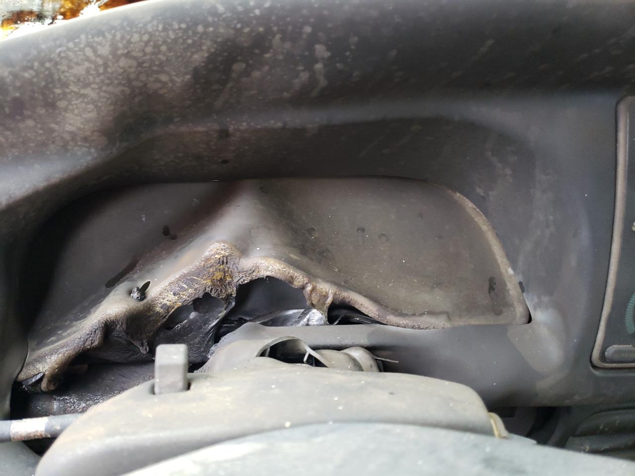 Photo 8 from auction – 1998 DODGE RAM 1500 with VIN 1B7HC16Z8WS555295