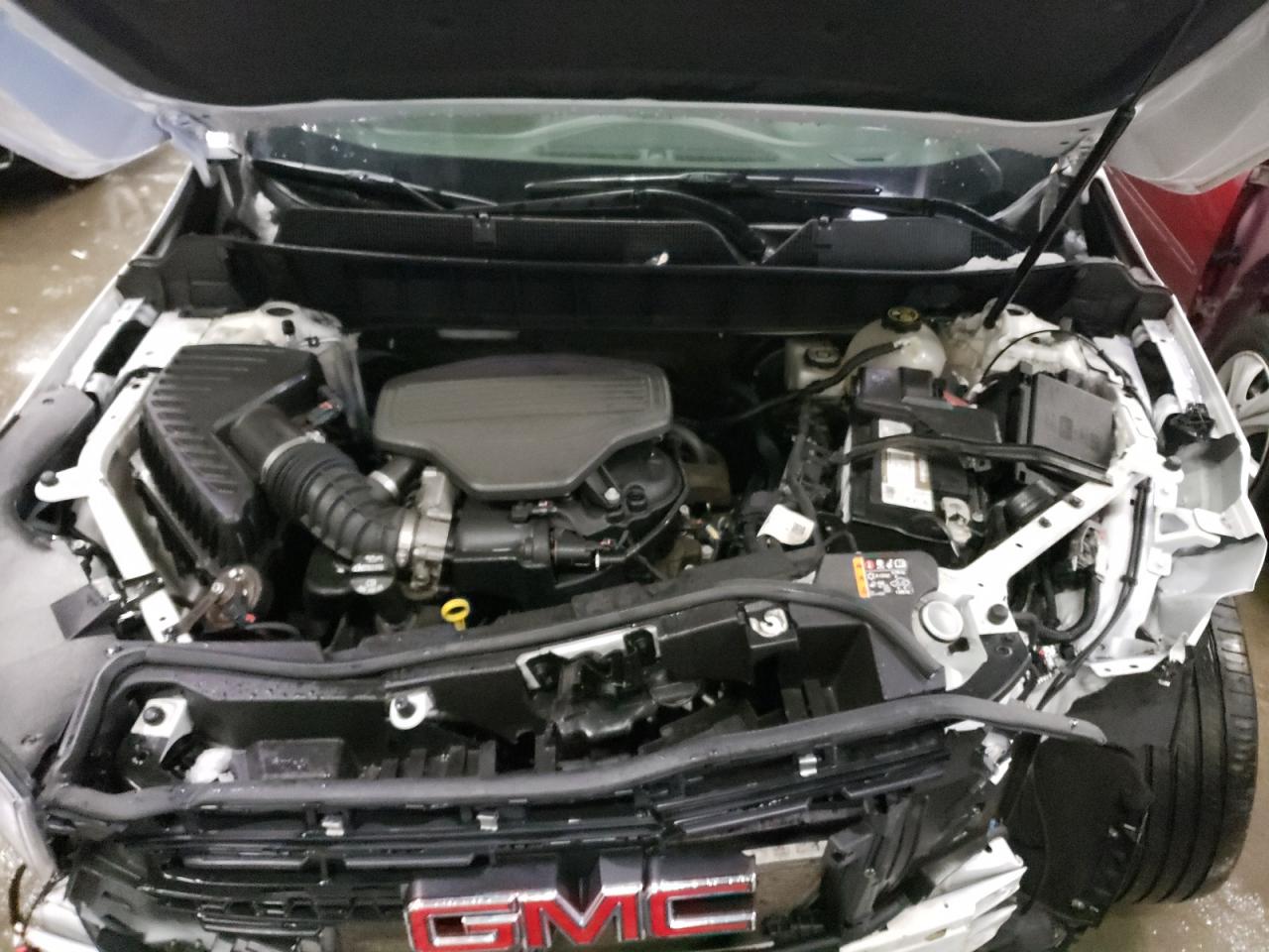 Photo 7 from auction – 2017 GMC ACADIA SLT with VIN 1GKKNWLS7HZ259879
