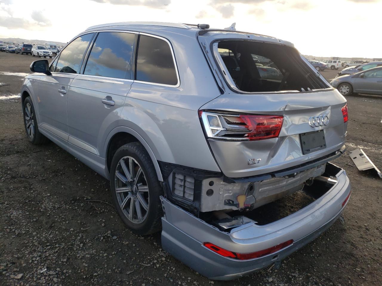 Photo 3 from auction – 2017 AUDI Q7 PREMIUM with VIN WA1LAAF73HD018379