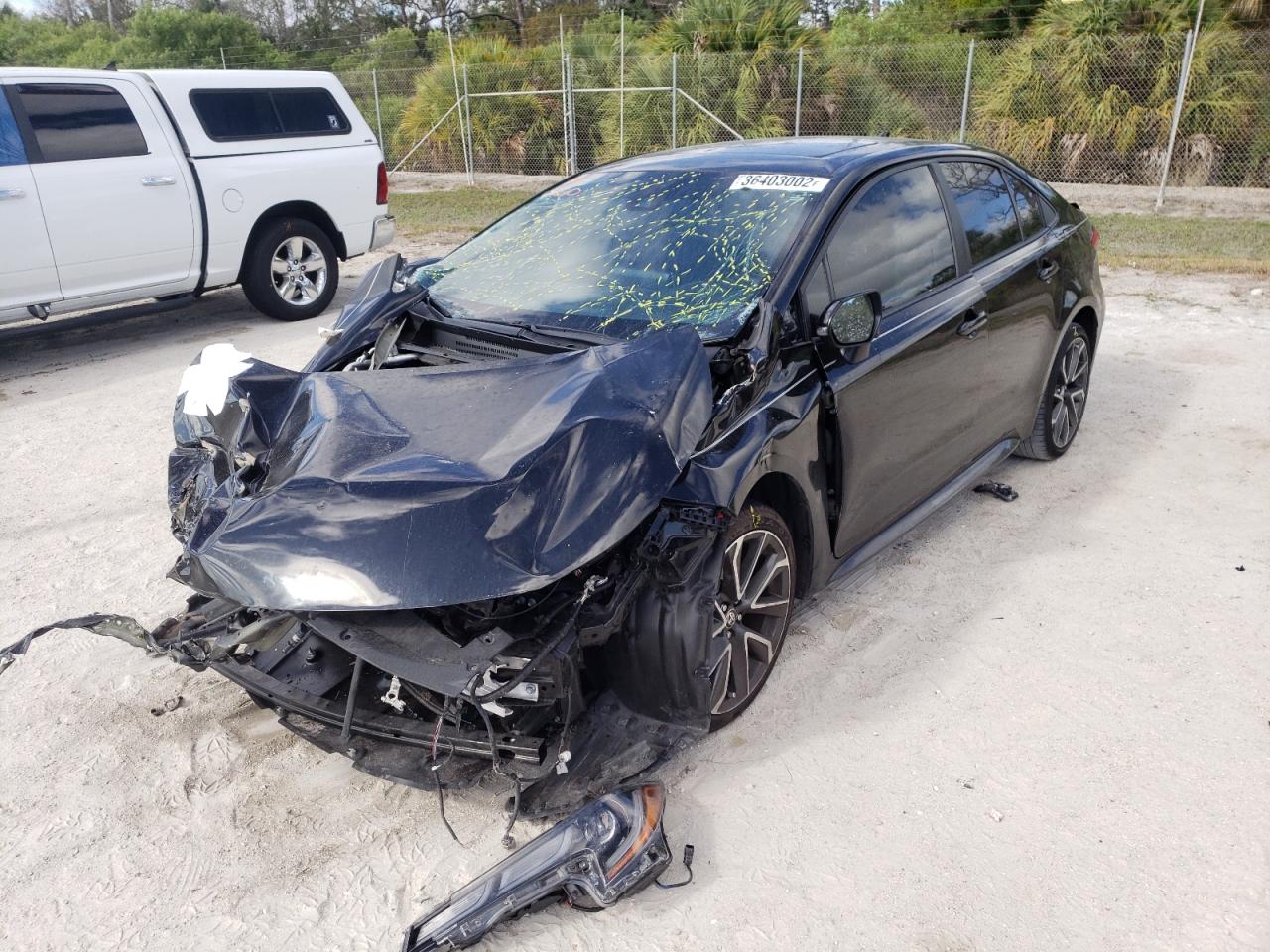 Photo 2 from auction – 2020 TOYOTA COROLLA SE with VIN 5YFP4RCE0LP052169