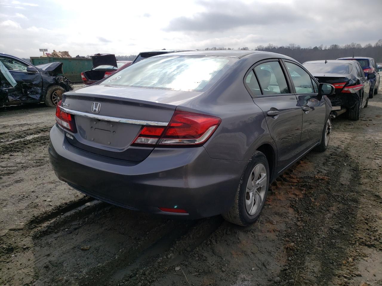 Photo 4 from auction – 2015 HONDA CIVIC LX with VIN 19XFB2F57FE213031