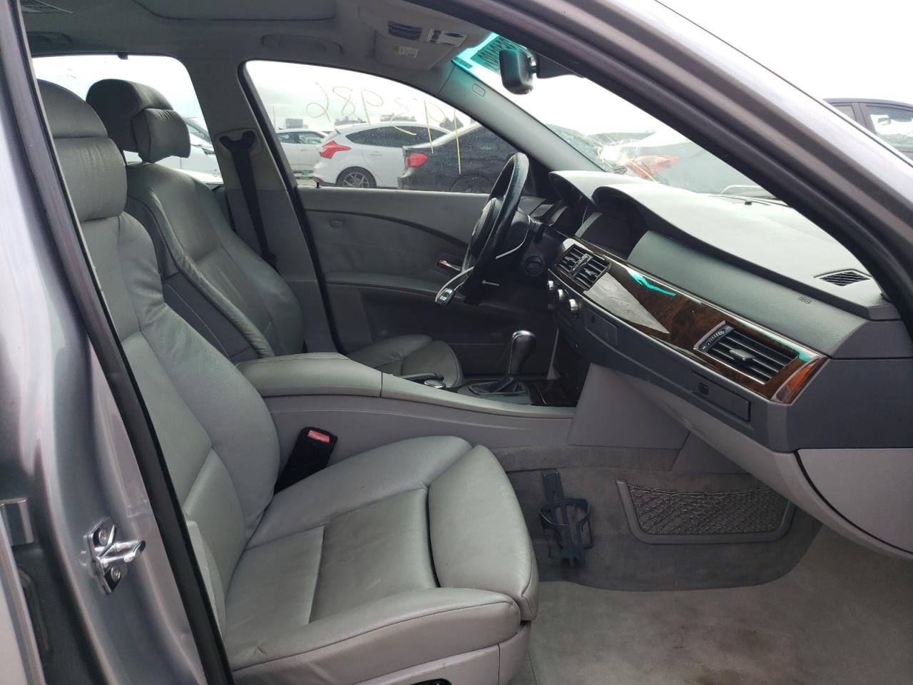 Photo 5 from auction – 2007 BMW 550 I with VIN WBANB535X7CP06077