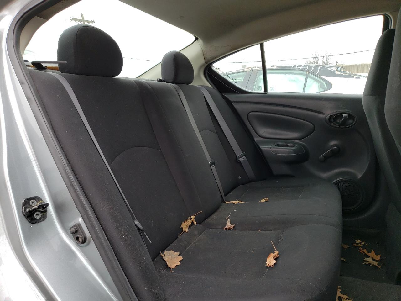 Photo 6 from auction – 2013 NISSAN VERSA S with VIN 3N1CN7AP7DL853865