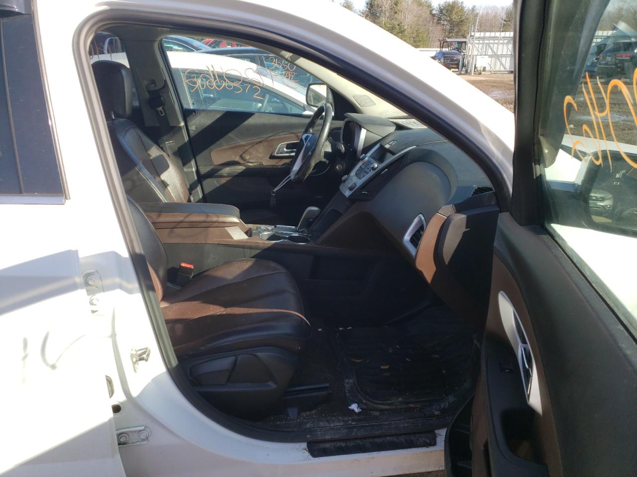 Photo 5 from auction – 2011 CHEVROLET EQUINOX LT with VIN 2CNFLGECXB6340873