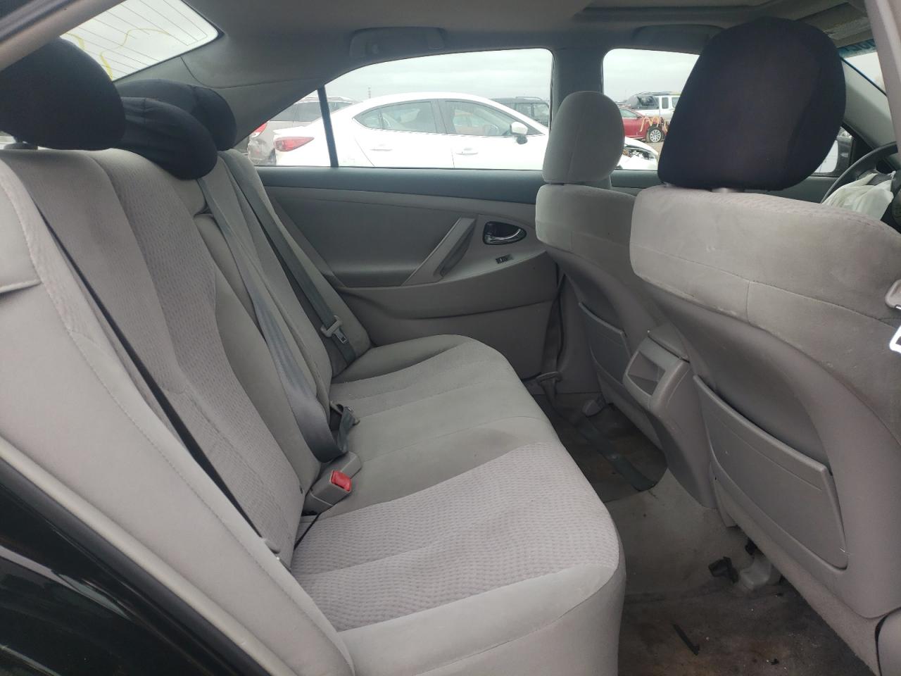 Zdjęcie 6 z aukcji – 2010 TOYOTA CAMRY BASE z VIN 4T4BF3EK5AR061827