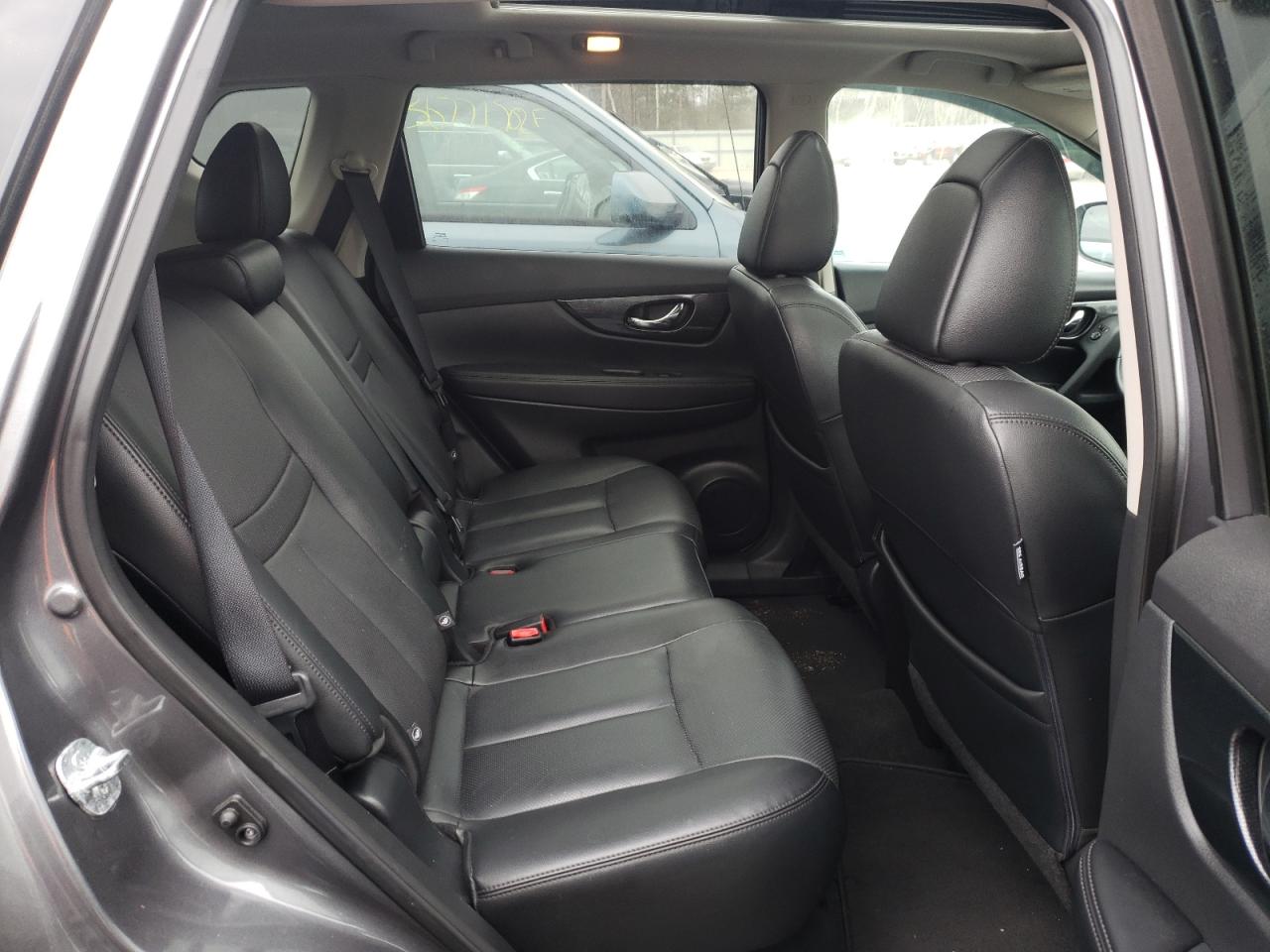 Photo 6 from auction – 2015 NISSAN ROGUE S with VIN 5N1AT2MV5FC909562
