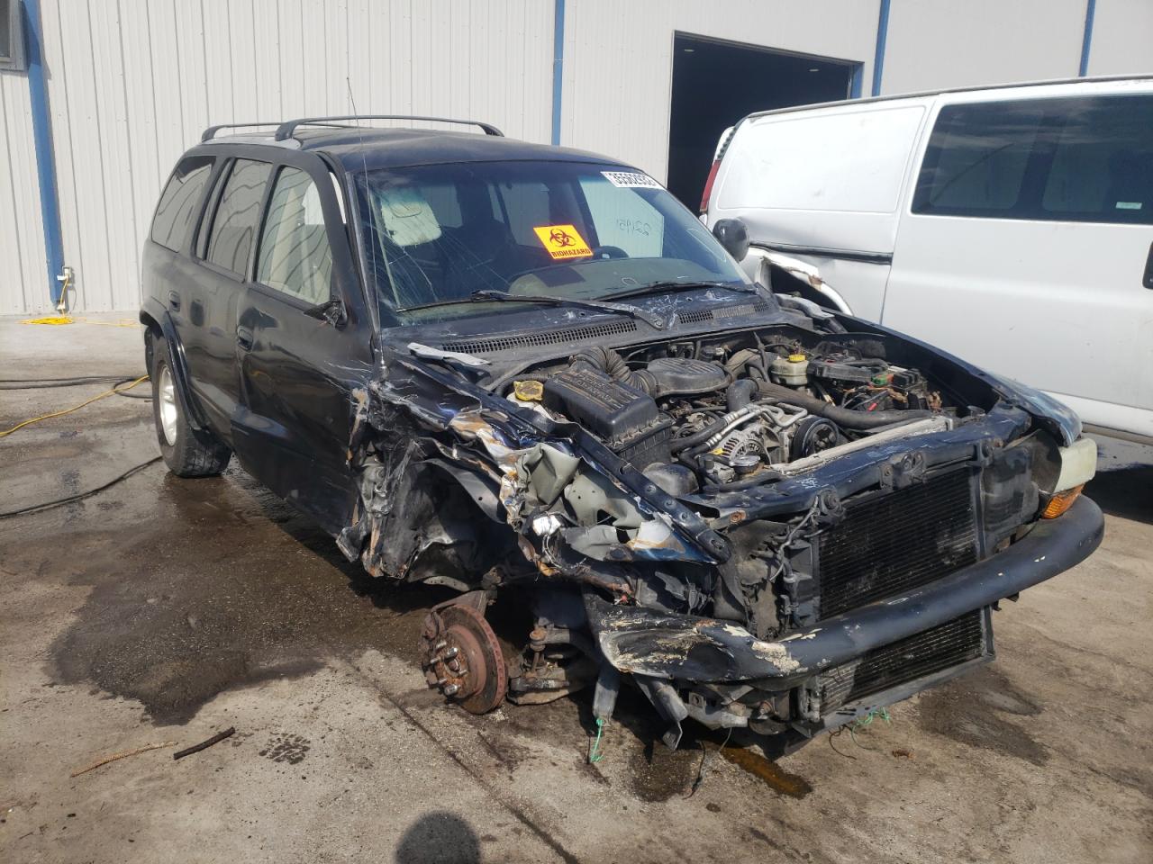 DODGE DURANGO 1999 with VIN 1B4HR28Z1XF621825 - Photo from auction
