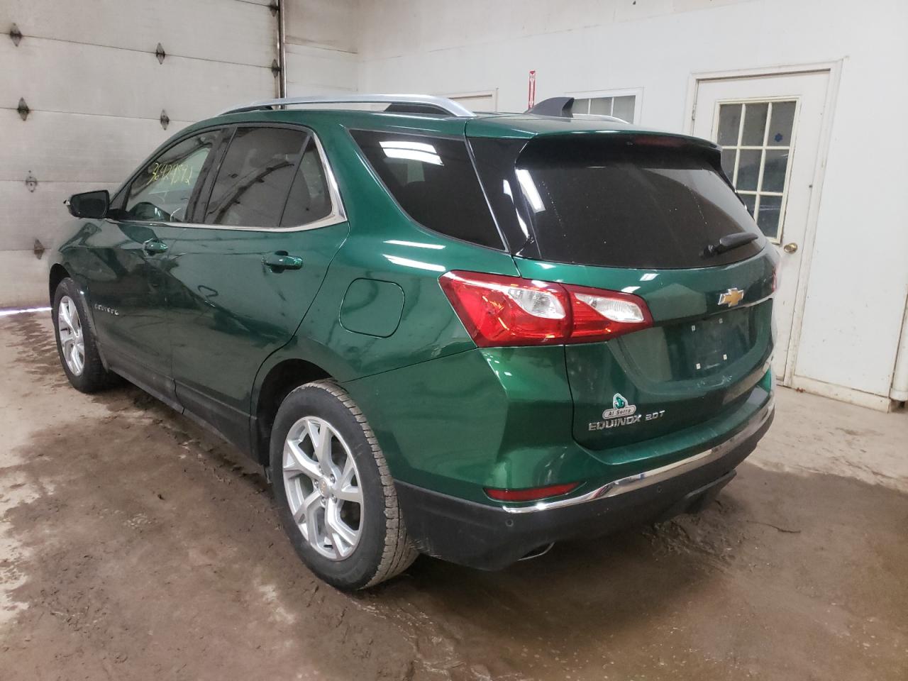 Photo 3 from auction – 2018 CHEVROLET EQUINOX LT with VIN 2GNAXKEX0J6164964