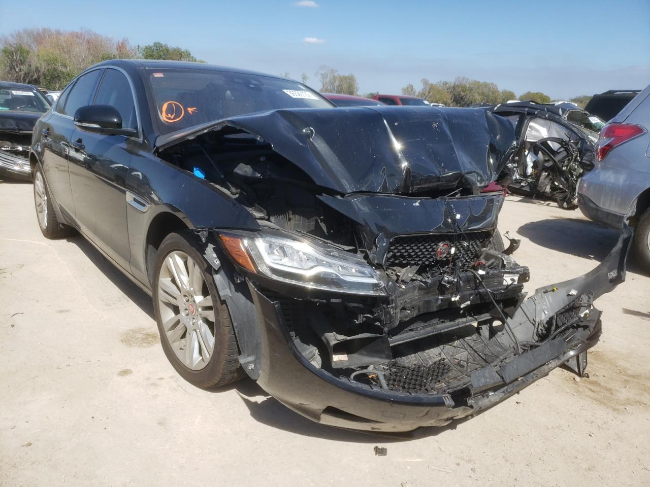 JAGUAR XF PREMIUM 2017 with VIN SAJBD4BV5HCY38632 - Photo from auction