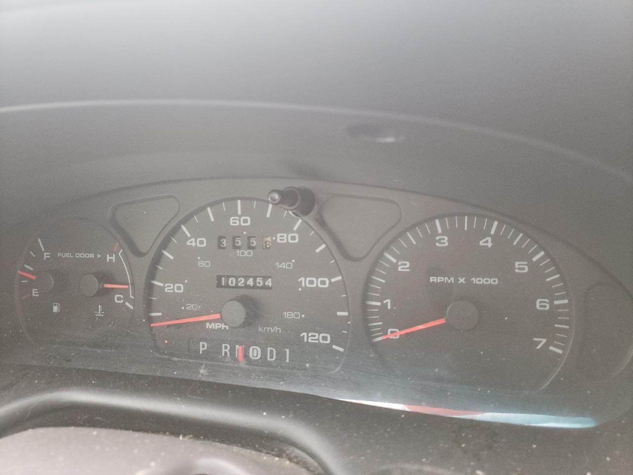 Photo 8 from auction – 2002 FORD TAURUS SE with VIN 1FAFP53U32G178096