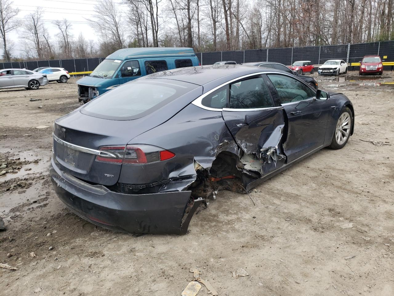 Photo 9 from auction – 2017 TESLA MODEL S with VIN 5YJSA1E29HF192196