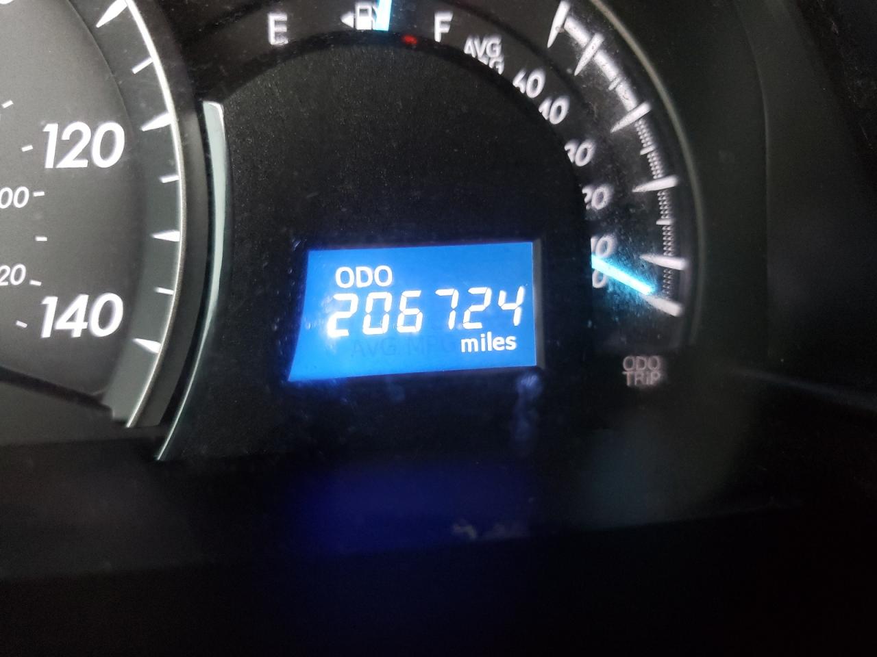 Photo 8 from auction – 2014 TOYOTA CAMRY L with VIN 4T4BF1FK5ER433787