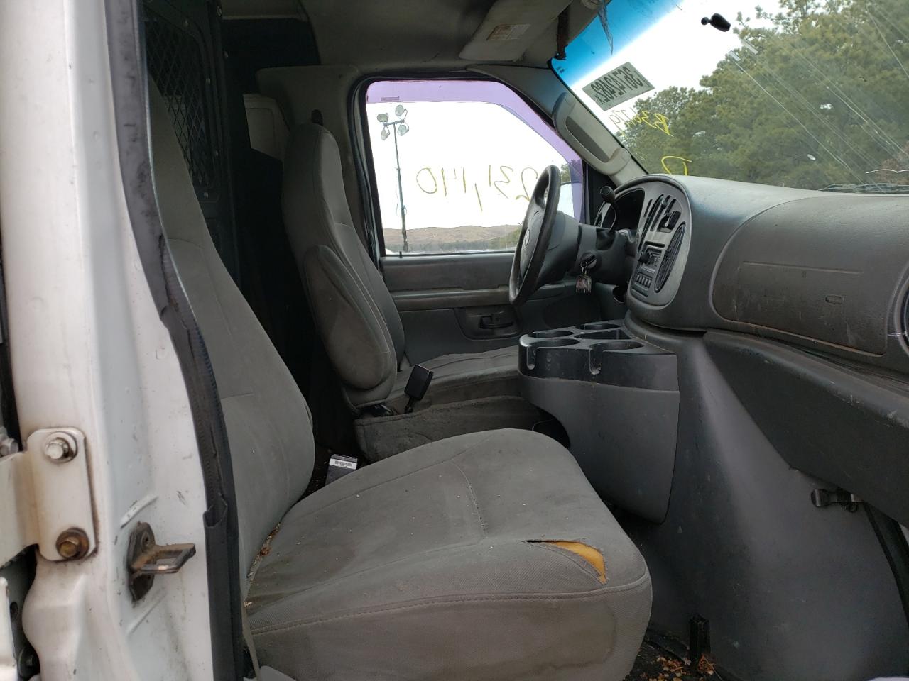 Photo 5 from auction – 2007 FORD E 250 with VIN 1FTNE24L77DB36779