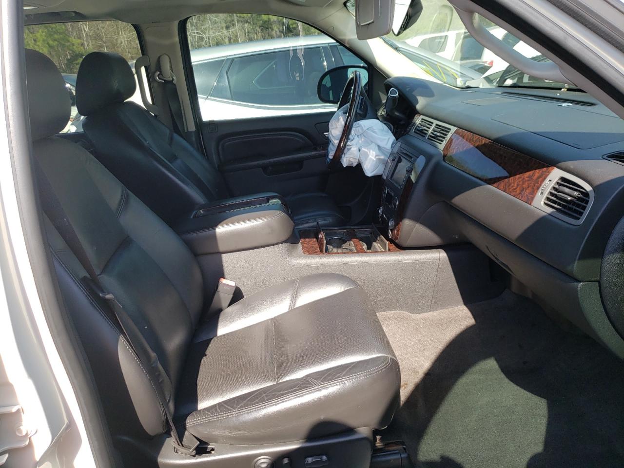 Photo 5 from auction – 2010 GMC SIERRA C15 with VIN 3GTRCXE28AG227919
