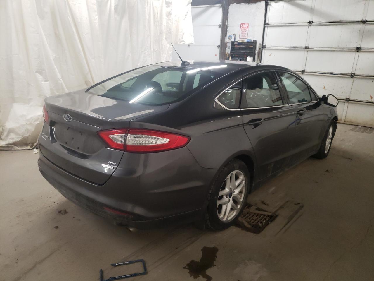 Photo 4 from auction – 2015 FORD FUSION SE with VIN 3FA6P0HD2FR203953