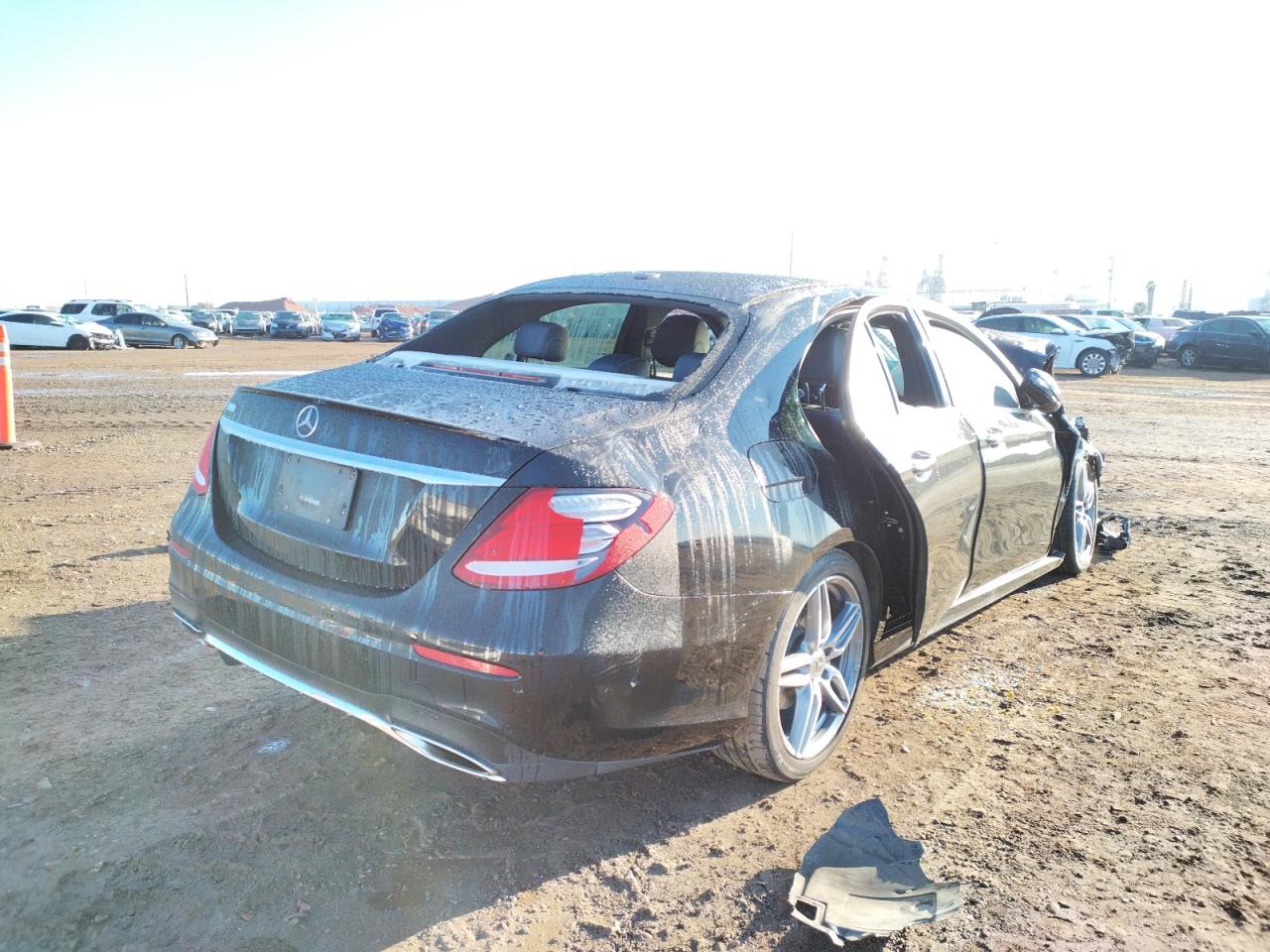 Photo 4 from auction – 2019 MERCEDES-BENZ E 300 with VIN WDDZF4JB2KA689085